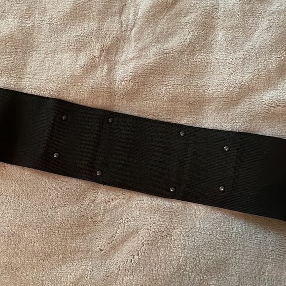 Guess wide leather belt - Picture 5 of 8
